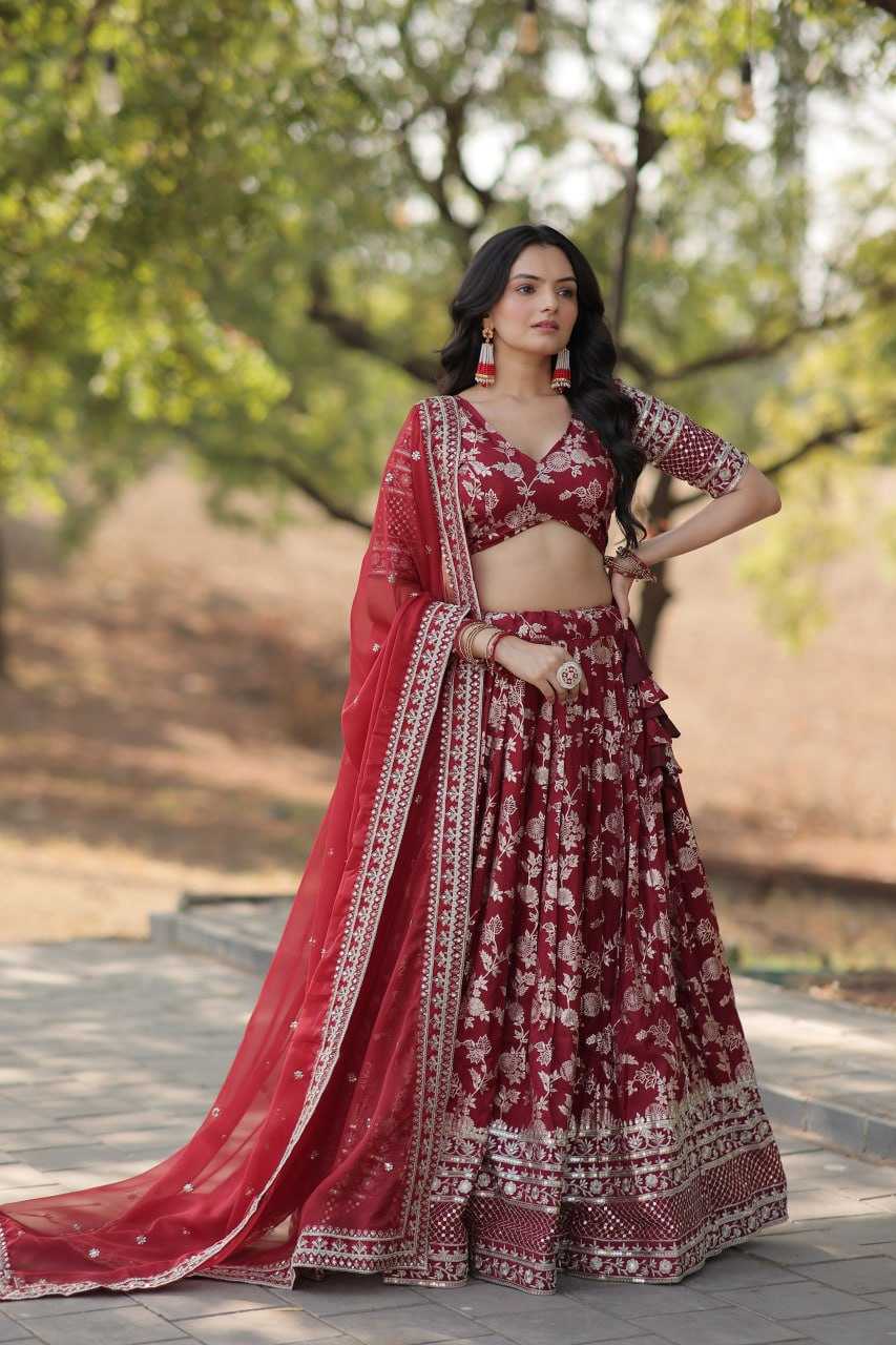 YNF VISCOSE KESH132 7080 LEHENGAS WHOLESALE FANCY TRADITIONAL EMBROIDERED LEHENGAS MANUFACTURER    